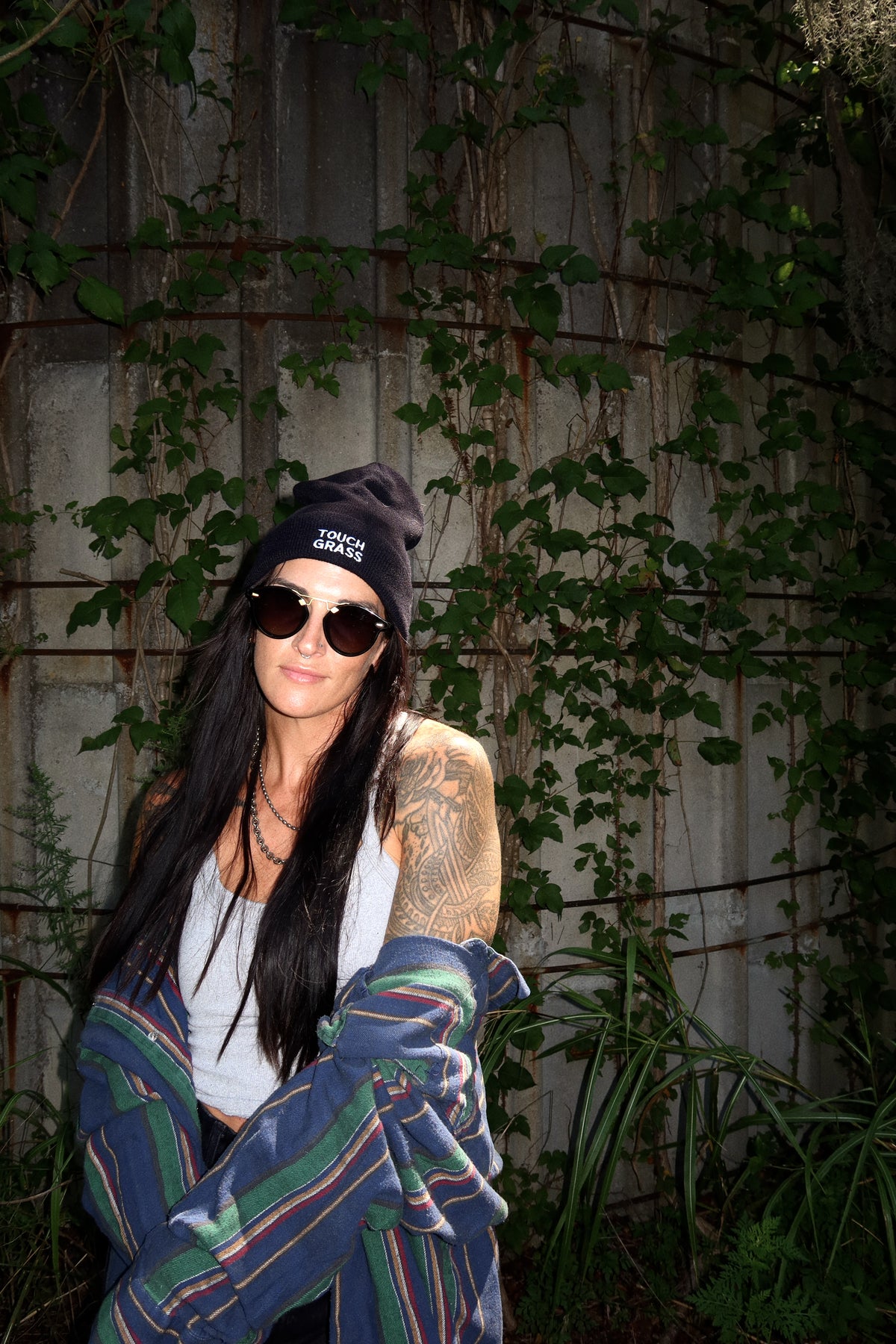 TOUCH GRASS BLACK BEANIE⚡️